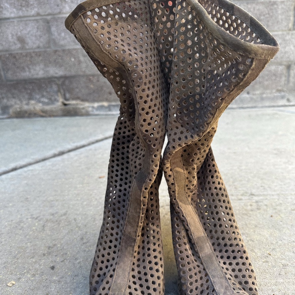 Pedro Garcia Camouflage Yabella Slouchy Net Peep-Toe Mid Boots
